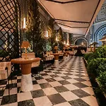 Hotel Sax Paris, Lxr Hotels & Resorts