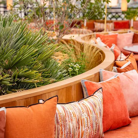 Hotel Sax Paris, Lxr &