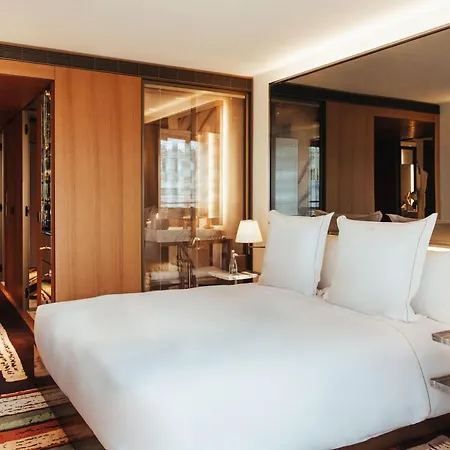 Hotel Sax Paris, Lxr & Parigi