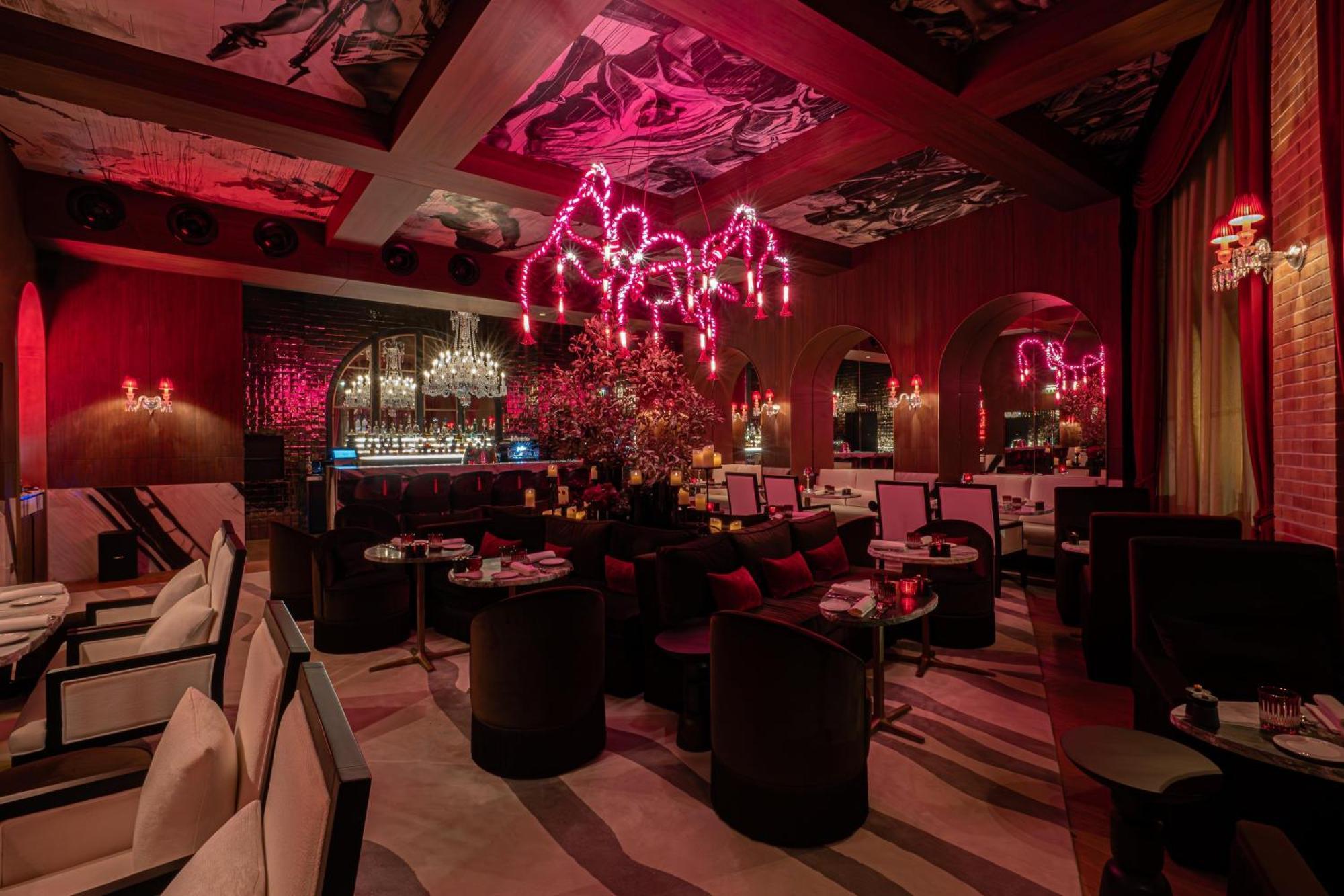 Hotel Sax Paris, Lxr & Parigi